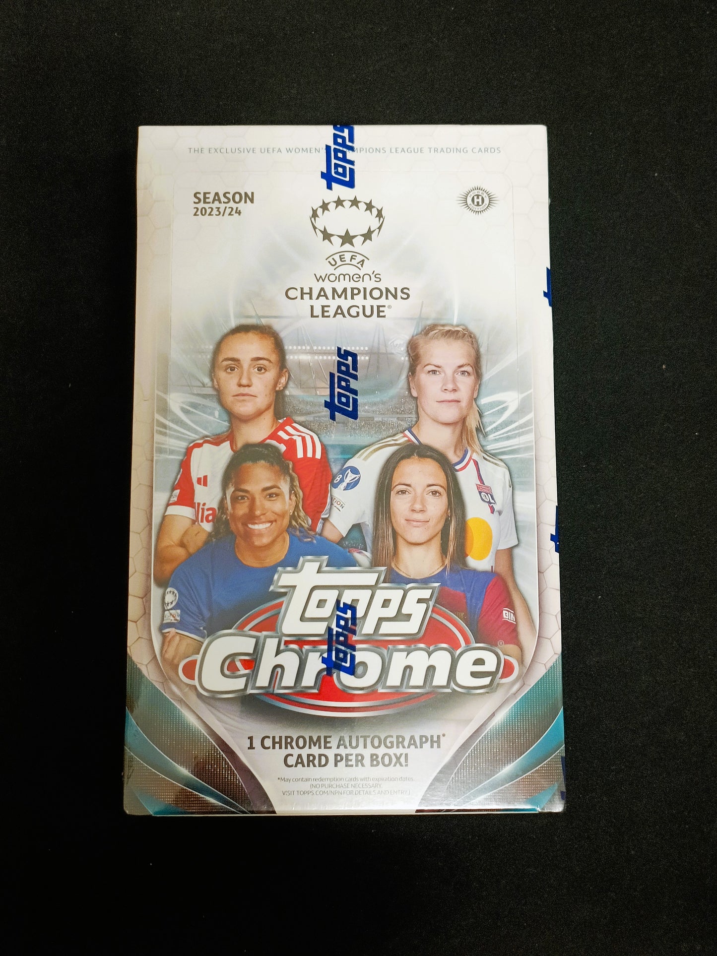 2023/24 Topps Chrome UEFA Women's Champions League - Hobby Box