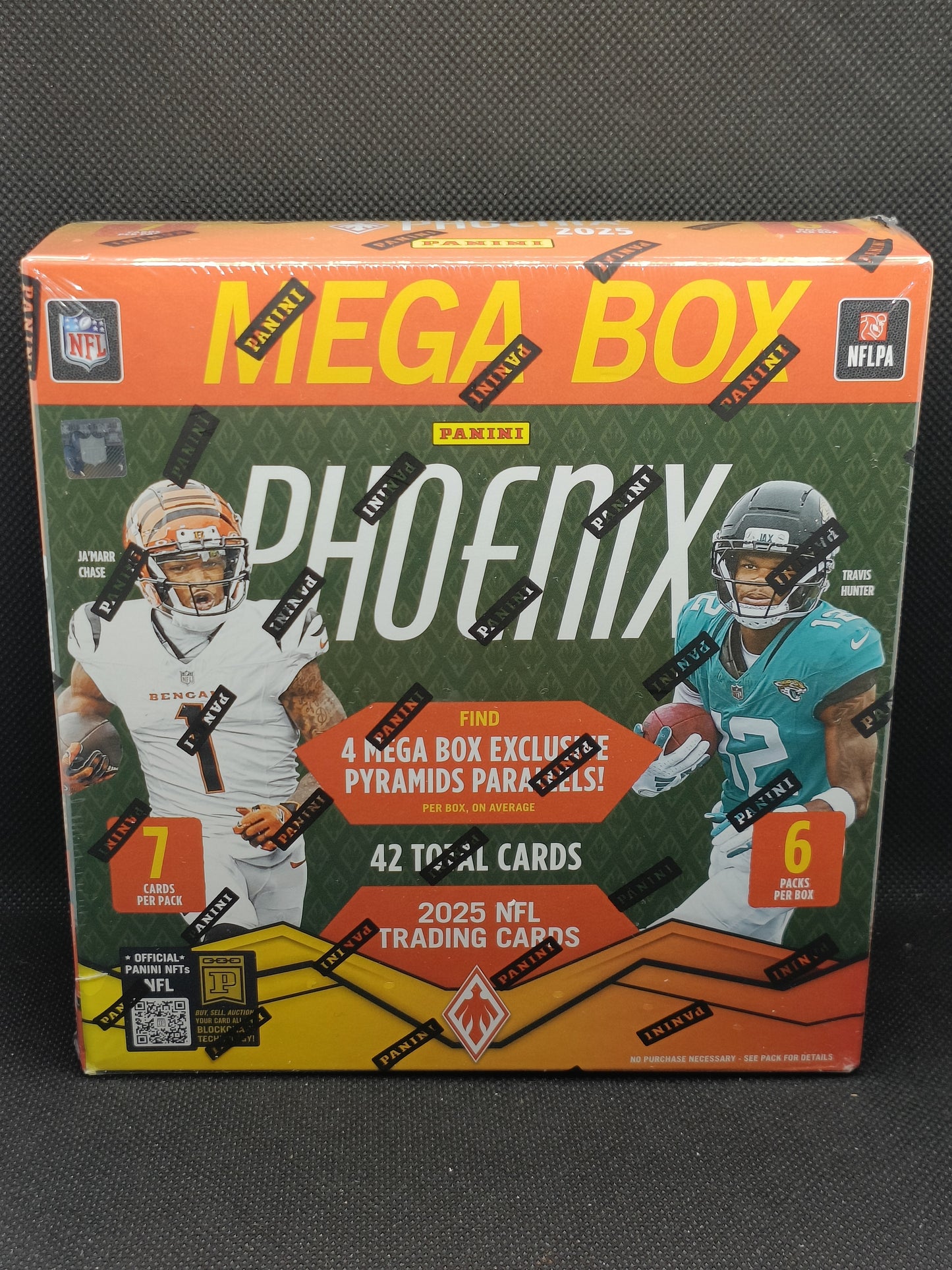 2025 Panini Phoenix NFL Football - Mega Box